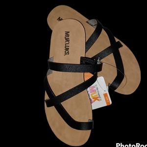 Women's sandals Muk Luks black sz 8
